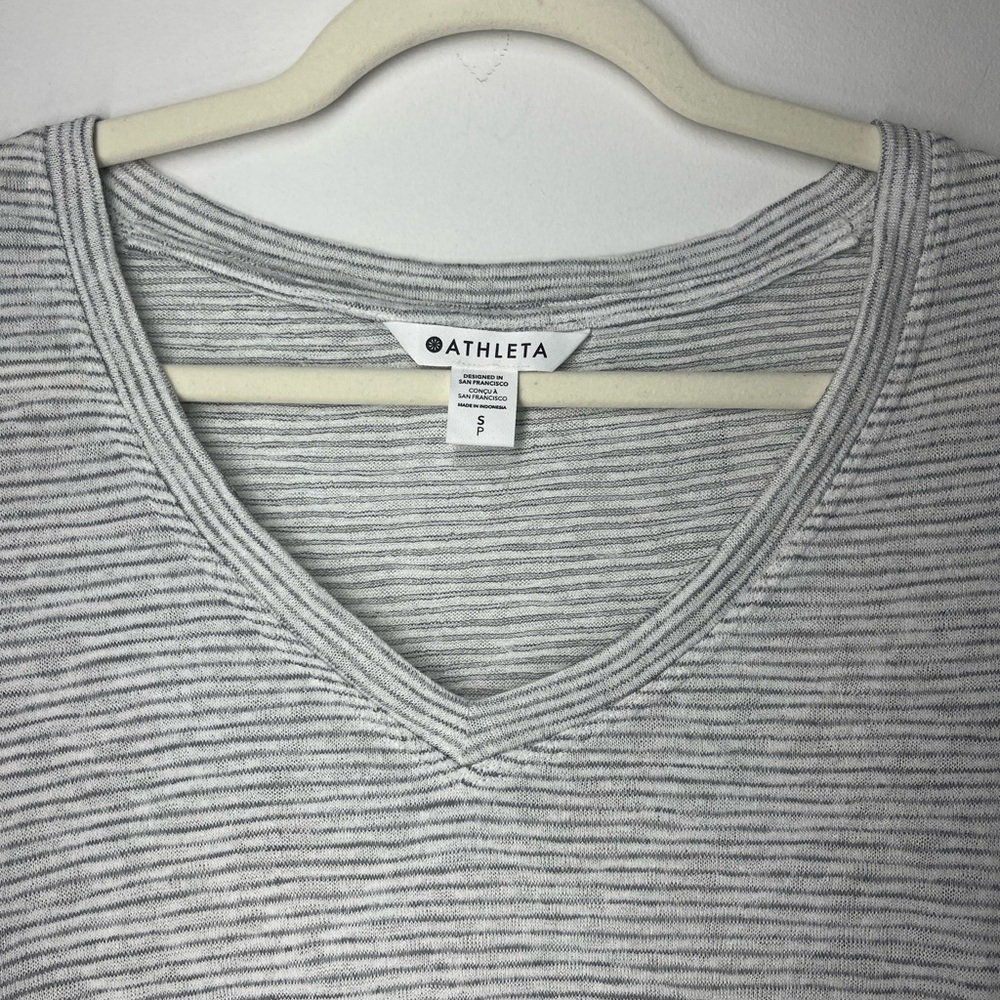 Athleta Light Gray Striped Top